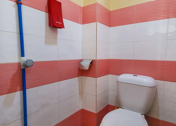 Oyo 842 Smiles Apartelle Hotel Manila